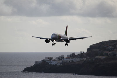September 2015 | CS-TTV | Airbus A319-112 | TAP Air Portugal | Flughafen Funchal/Madeira (LPMA)