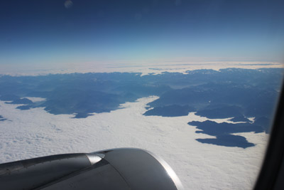 November 2012 | Alpengipfel &uuml;ber aufliegender Wolkendecke