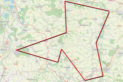 Rundflug Vier Flüsse. | &copy; <a href="https://www.openstreetmap.org/copyright" alt="Zum Urheberrecht und Lizenz von OpenStreetMap" rel="noopener noreferrer" target="_blank" >OpenStreetMap-Mitwirkende</a>